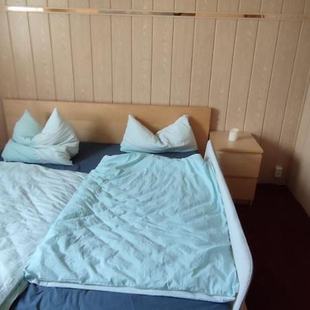 Ferienwohnung Sommerbrise Gelbensande エクステリア 写真